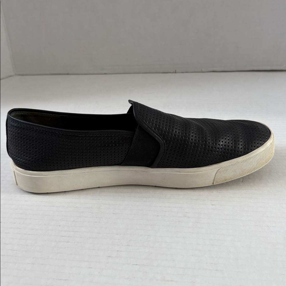 Vince Perforated Black Slip-On Loafers Size 8.5 - Picture 12 of 13